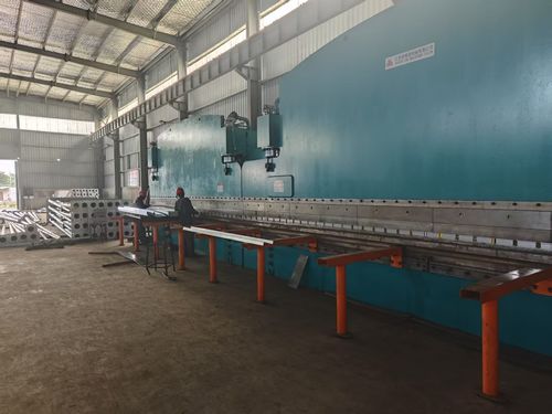 mais recente caso da empresa sobre Instalação de Máquina para Postes de Luz em Angola, (Junho, 2025)